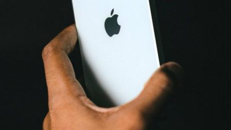 Nhiều điểm khác biệt giữa iPhone 16 Pro Max và iPhone 16 Pro
